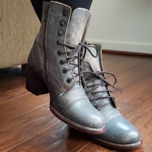 Rare Bed Stu Judgement Blue Leather Ankle Bioties